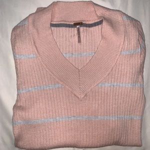 Exclusive White and Light Pink Long Sleeve V-Neck